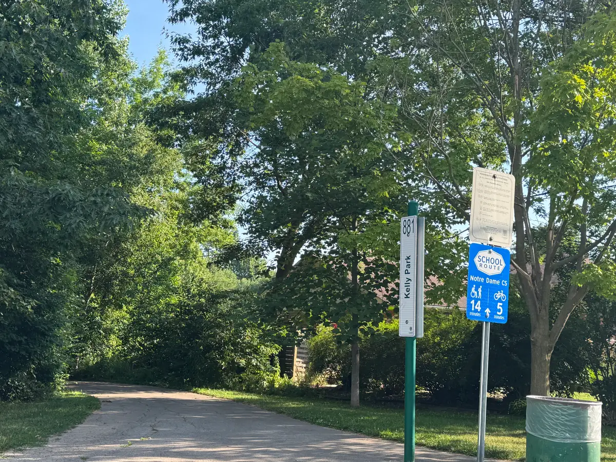 Kelly Park sign and trail entrance at 881 Kelly Street, Oakridge Acres, London Ontario