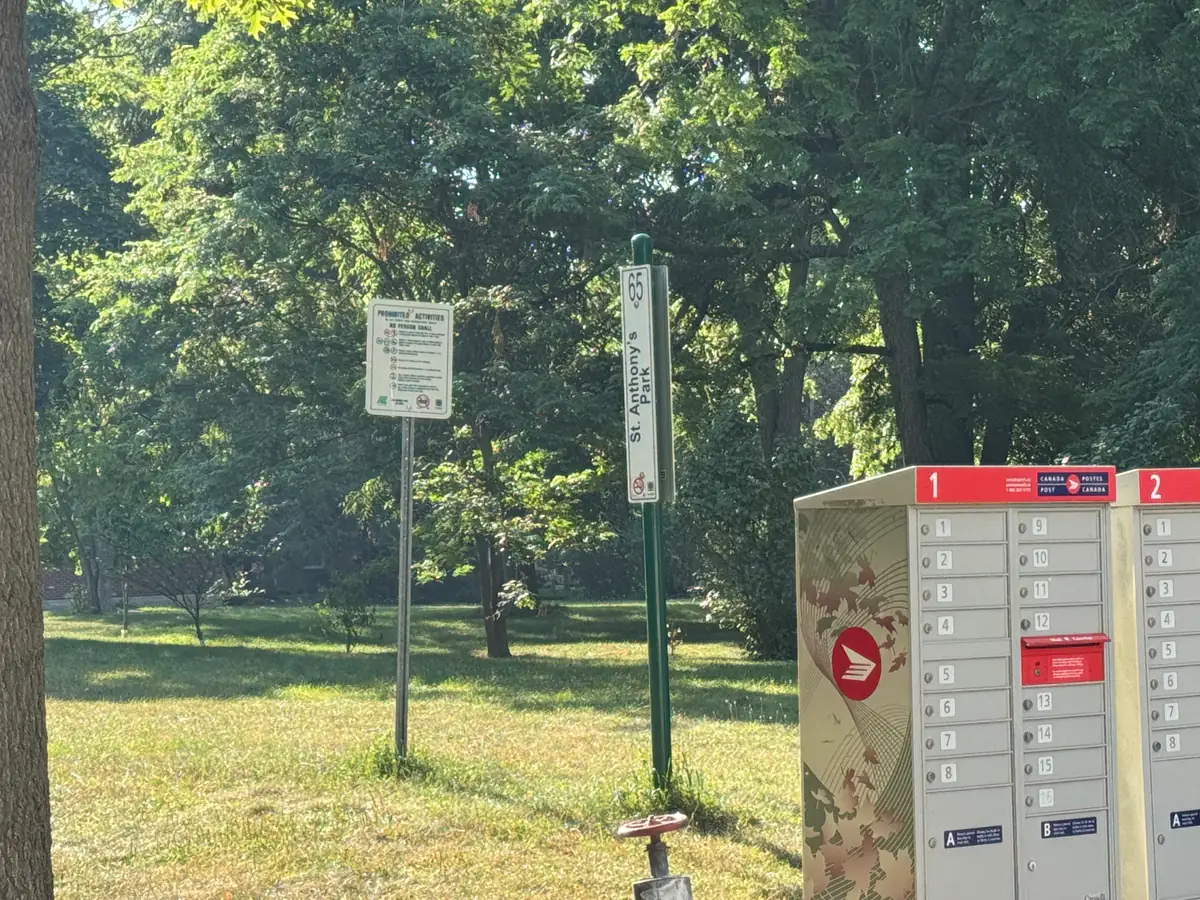 St. Anthony's Park sign on Hampton Crescent, Hazelden, Oakridge, London Ontario